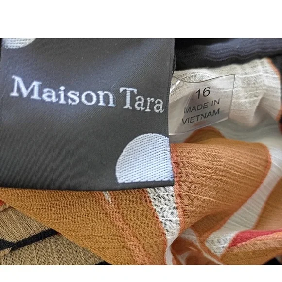 Maison Tara Black Floral Chiffon Tiered Maxi Dress Mock Neck Long Sleeve 16 Boho - Picture 7 of 9